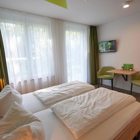 פרייבורג Busses Guesthouse מראה חיצוני תמונה