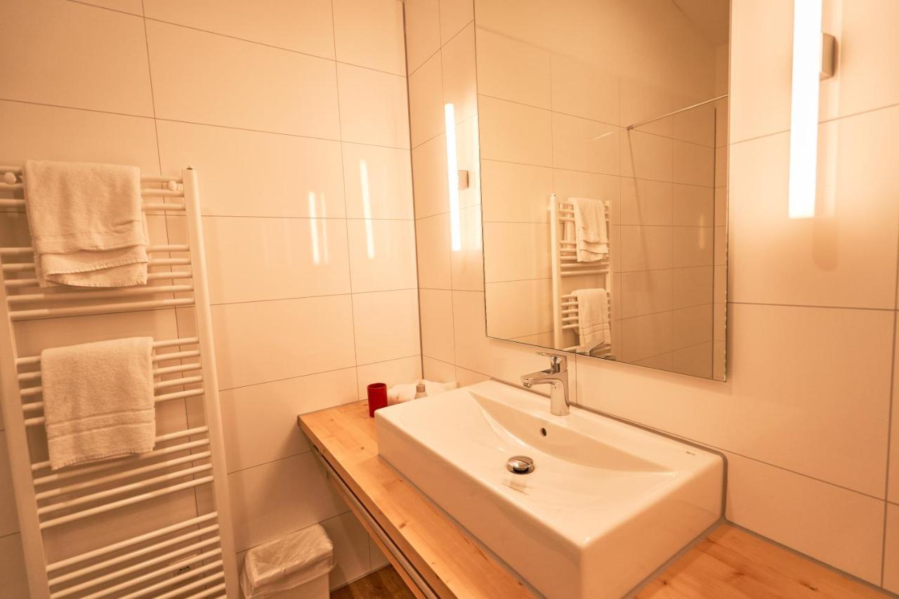 פרייבורג Busses Guesthouse מראה חיצוני תמונה