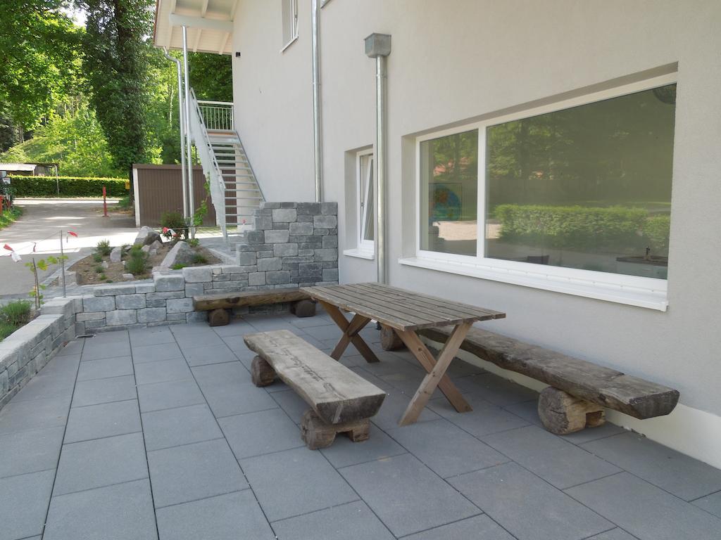 פרייבורג Busses Guesthouse מראה חיצוני תמונה
