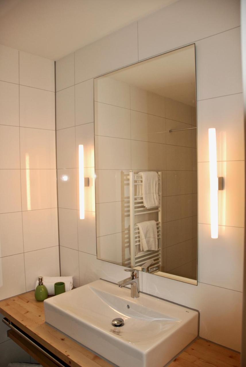 פרייבורג Busses Guesthouse מראה חיצוני תמונה