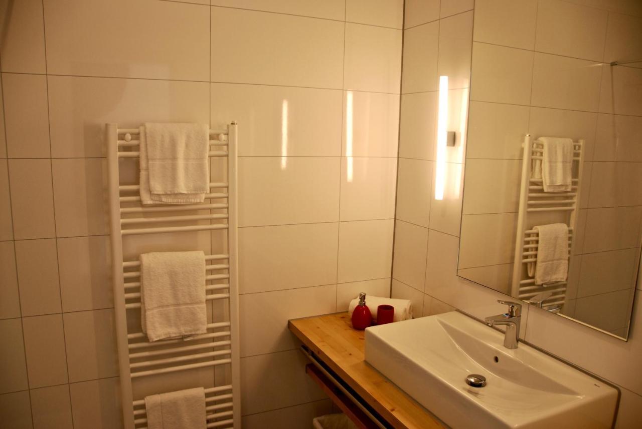 פרייבורג Busses Guesthouse מראה חיצוני תמונה